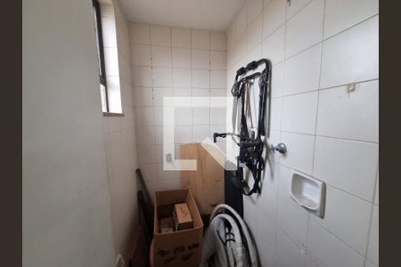 Apartamento à venda com 114m², 4 quartos e 2 vagasBanheiro de serviço