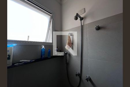 Casa à venda com 700m², 4 quartos e 5 vagas Casa à venda com 700m², 4 quartos e 5 vagasBanheiro