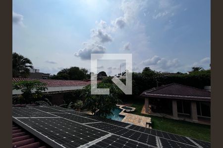 Casa à venda com 700m², 4 quartos e 5 vagas Casa à venda com 700m², 4 quartos e 5 vagasVista