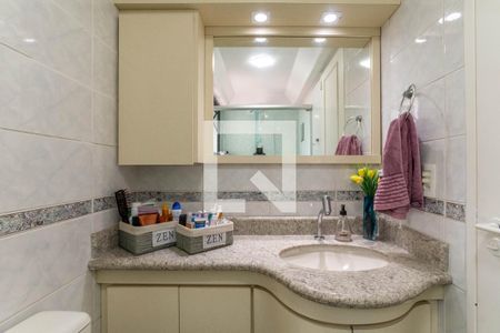 Banheiro da Suíte de apartamento para alugar com 2 quartos, 77m² em Vila Rosalia, Guarulhos