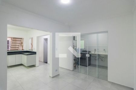 Casa à venda com 280m², 4 quartos e 2 vagasCopa