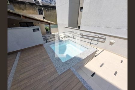 Apartamento para alugar com 42m², 2 quartos e sem vaga Apartamento para alugar com 42m², 2 quartos e sem vagaÁrea comum - Piscina