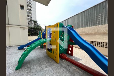 Apartamento para alugar com 70m², 3 quartos e 2 vagas Apartamento para alugar com 70m², 3 quartos e 2 vagasÁrea comum - Playground