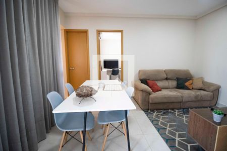 Sala de apartamento para alugar com 1 quarto, 43m² em Park Lozandes, Goiânia