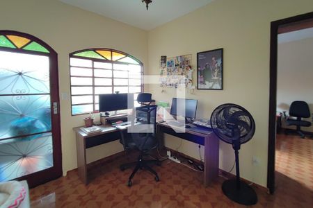 Casa à venda com 252m², 4 quartos e 1 vagaEdícula - Sala/Cozinha