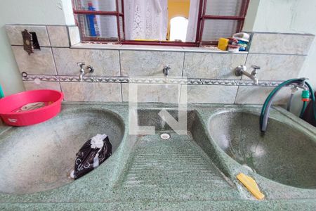 Casa à venda com 252m², 4 quartos e 1 vagaÁrea de Serviço