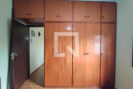 Casa à venda com 252m², 4 quartos e 1 vagaEdícula - Quarto