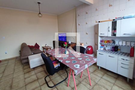 Casa à venda com 252m², 4 quartos e 1 vagaEdícula - Sala/Cozinha