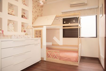 Casa à venda com 280m², 4 quartos e 4 vagasSuíte 3