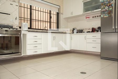 Casa à venda com 280m², 4 quartos e 4 vagasCozinha