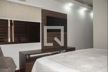 Casa à venda com 280m², 4 quartos e 4 vagasSuíte 4