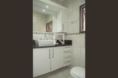 Casa à venda com 280m², 4 quartos e 4 vagasBanheiro da Suíte 4