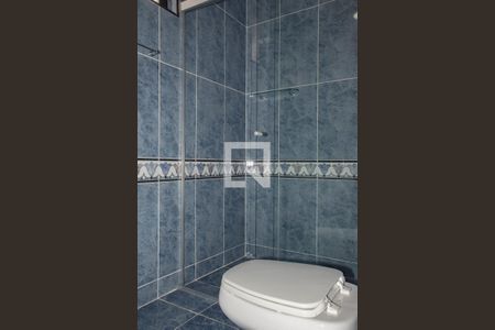 Casa à venda com 280m², 4 quartos e 4 vagasBanheiro da Suíte 1