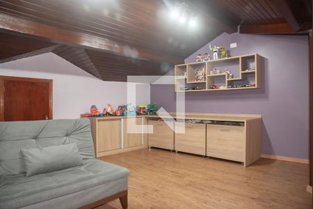 Casa à venda com 280m², 4 quartos e 4 vagasSótão (Brinquedoteca)