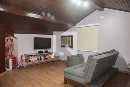 Casa à venda com 280m², 4 quartos e 4 vagasSótão (Brinquedoteca)