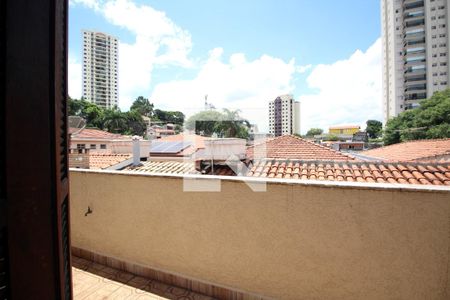 Casa à venda com 250m², 3 quartos e 5 vagas Casa à venda com 250m², 3 quartos e 5 vagasVaranda Quarto 3