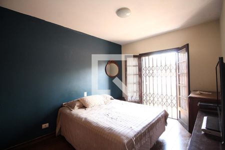 Casa à venda com 250m², 3 quartos e 5 vagas Casa à venda com 250m², 3 quartos e 5 vagasQuarto 2