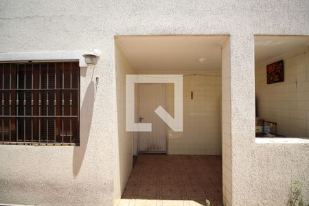 Casa à venda com 250m², 3 quartos e 5 vagas Casa à venda com 250m², 3 quartos e 5 vagasÁrea externa