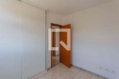 Quarto 2 de apartamento à venda com 3 quartos, 76m² em Palmares, Belo Horizonte