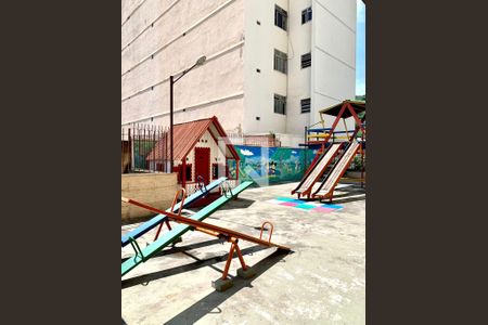 Apartamento à venda com 81m², 3 quartos e 1 vaga Apartamento à venda com 81m², 3 quartos e 1 vagaÁrea comum - Playground