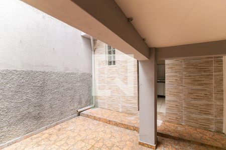 Casa para alugar com 32m², 1 quarto e 1 vagaÁrea de Serviço