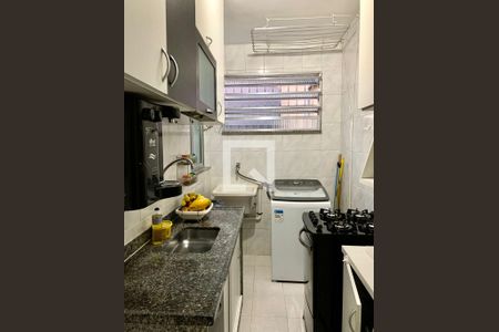 Apartamento à venda com 77m², 2 quartos e 1 vaga Apartamento à venda com 77m², 2 quartos e 1 vagaCozinha