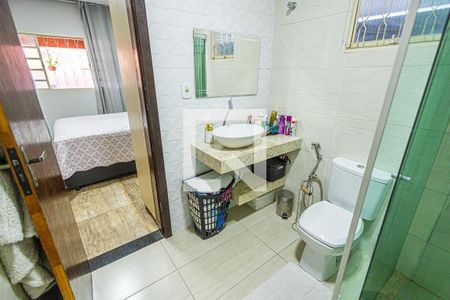 Suite de casa à venda com 3 quartos, 153m² em Tupi, Belo Horizonte