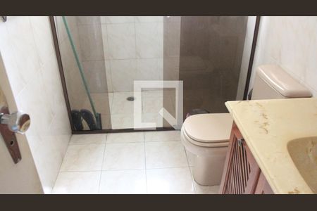 Casa à venda com 280m², 2 quartos e 3 vagasBanheiro