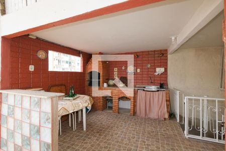 Casa à venda com 230m², 4 quartos e 1 vagaChurrasqueira