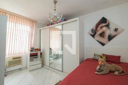 Casa à venda com 230m², 4 quartos e 1 vagaSuíte 1