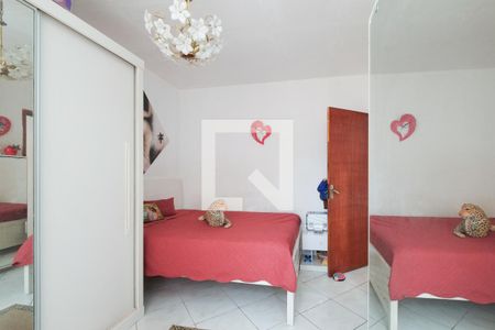 Casa à venda com 230m², 4 quartos e 1 vagaSuíte 1