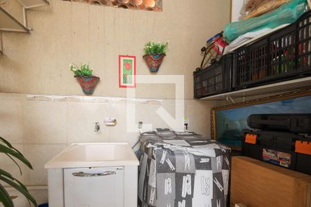 Casa à venda com 230m², 4 quartos e 1 vagaÁrea de Serviço