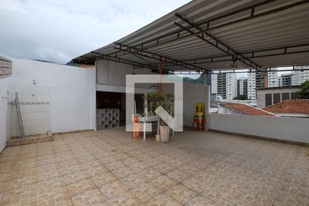 Casa à venda com 230m², 4 quartos e 1 vagaTerraço