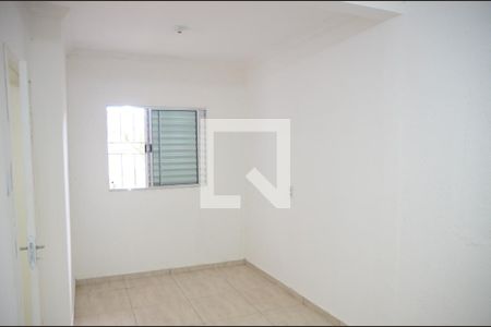 Quarto 1 de casa para alugar com 2 quartos, 60m² em Piratininga, Osasco