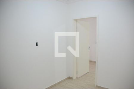 Sala 1 de casa para alugar com 2 quartos, 60m² em Piratininga, Osasco