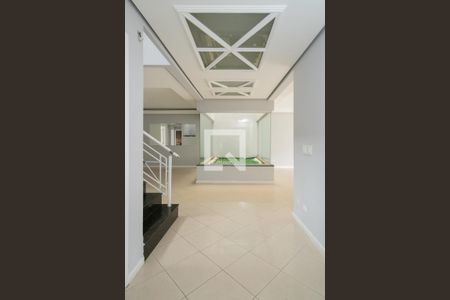 Casa para alugar com 560m², 4 quartos e 8 vagasJardim de Inverno