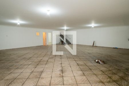 Casa para alugar com 560m², 4 quartos e 8 vagasGaragem