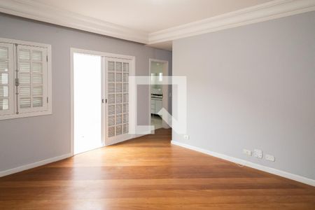 Casa para alugar com 560m², 4 quartos e 8 vagasSuíte 4