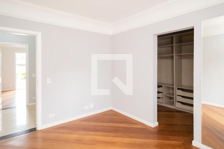 Casa para alugar com 560m², 4 quartos e 8 vagasSuíte 3