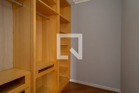 Casa para alugar com 560m², 4 quartos e 8 vagasCloset da Suíte 2