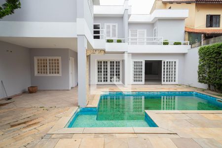 Casa para alugar com 560m², 4 quartos e 8 vagasÁrea Externa