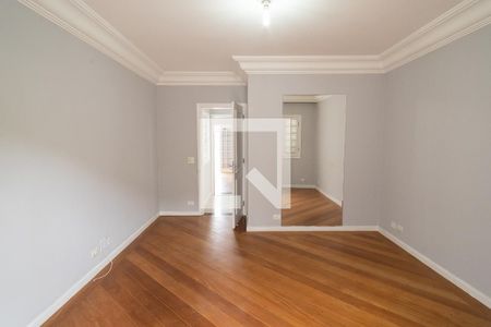 Casa para alugar com 560m², 4 quartos e 8 vagasSuíte 4