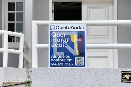 Casa para alugar com 560m², 4 quartos e 8 vagasFachada