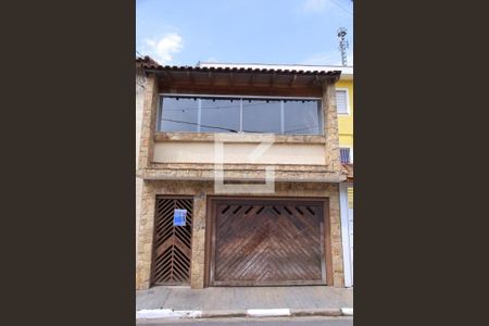 Casa à venda com 170m², 3 quartos e 2 vagasFachada