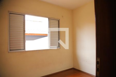 Quarto 2 de casa à venda com 3 quartos, 170m² em Umuarama, Osasco