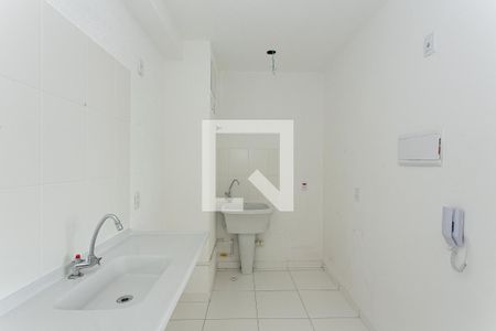 Cozinha e Área de Serviço de apartamento para alugar com 2 quartos, 35m² em Chácara Califórnia, São Paulo