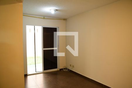 Sala de apartamento para alugar com 2 quartos, 80m² em Jardim Central, Cotia