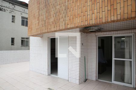 Área privativa  de apartamento para alugar com 3 quartos, 69m² em Cidade Ocian, Praia Grande
