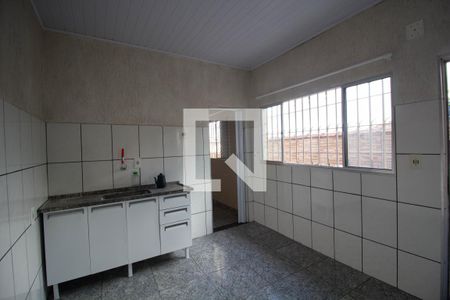 Cozinha de casa para alugar com 1 quarto, 55m² em Vila Campanela, São Paulo