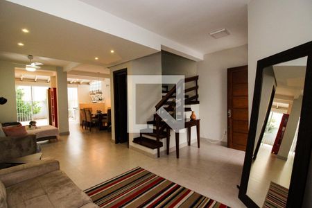 Sala de casa à venda com 3 quartos, 110m² em Aberta dos Morros, Porto Alegre